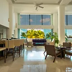 Playacar Palace