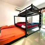 Refugio Selvatico Con Piscina Privada En Playa Del Carmen