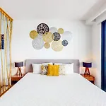 Menesse Midtown 2 Unit 208