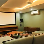 Downtown Exclusive 2Br Ph With Priv Pool Gym Cinema