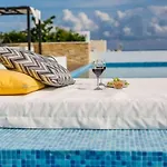 Downtown Exclusive 2Br Ph With Priv Pool Gym Cinema