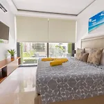 Studio With Ac Pool Gym, Rooftop View 100Mb Wifi