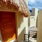 2Br Apt Close To The Beach And 1 Block From 5Th Av