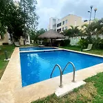 Comodo Y Accesible Departamento Con Piscina En Pdc