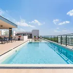 Beautiful Studio With Kitchen Ac Gym Pool Ocean View From The Rooftop