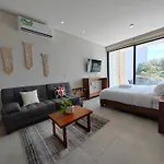 Nuevo! Hermoso Estudio Cerca De La 5Ta Av/Pool/Gym. By Yeah