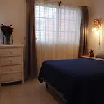La Casita Amarilla