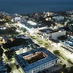 Central Beach Haven Sleeps 16