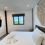 Coco Live Suites