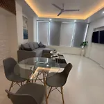 Alux Tower Aqua