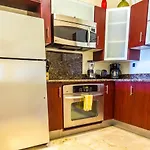 El Faro Oceanfront Apartments