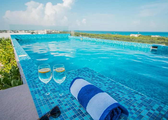 Condos With Ocean View Pool In Av 10 & 60 Street