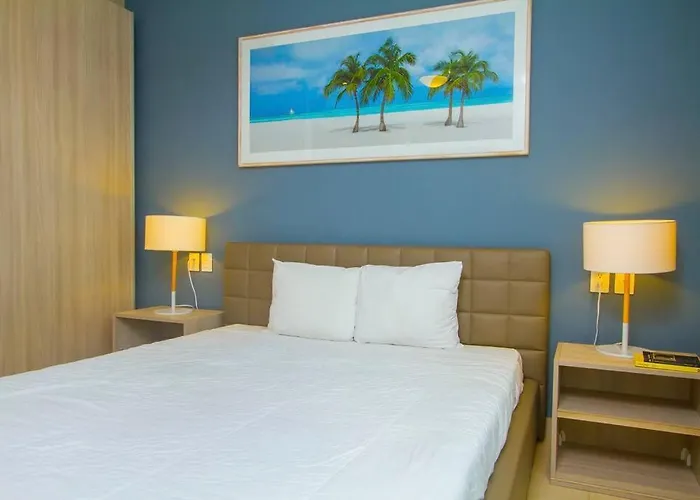 Glamorous 2 Bedroom Apartment / Up To 6 Ppl