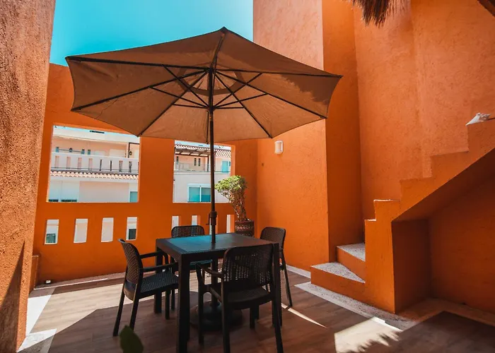 2Br Apt Close To The Beach And 1 Block From 5Th Av