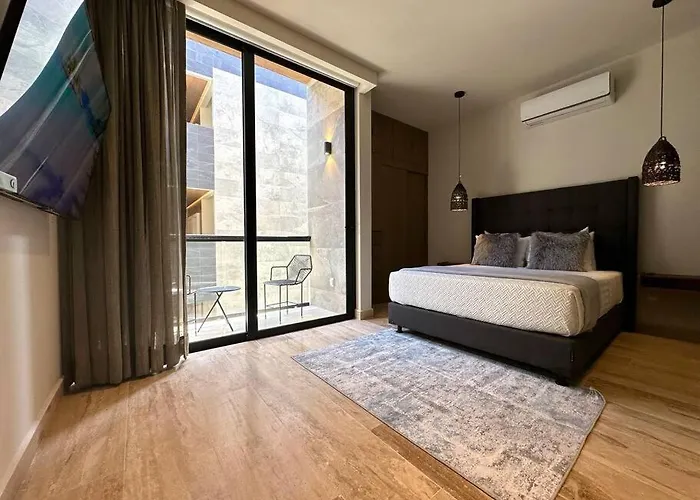 1Br Beautiful Condo -Rooftop Pool With Stunning View