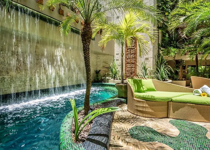 Maya Villa Condo Hotel And Beachclub