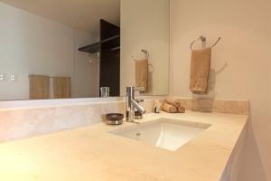 Elements 214 2 Bedroom By Redawning