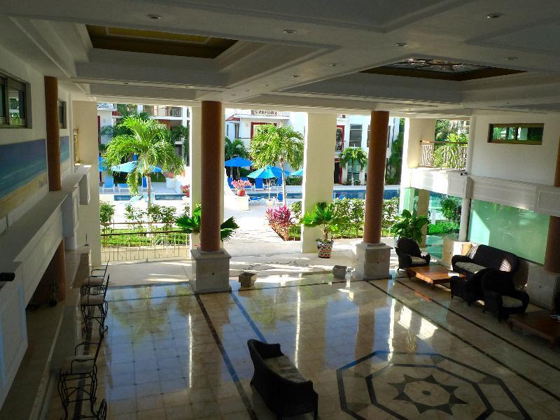 Paseo Del Sol Condohotel By Bvr Aparthotel