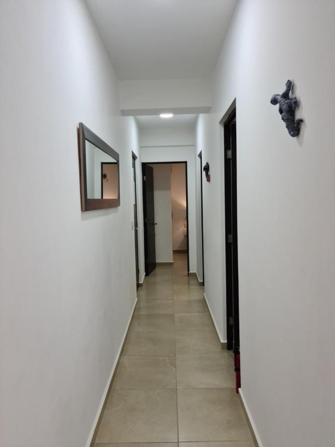 Apartment Luxury 2br, Pool Roof, Near To The