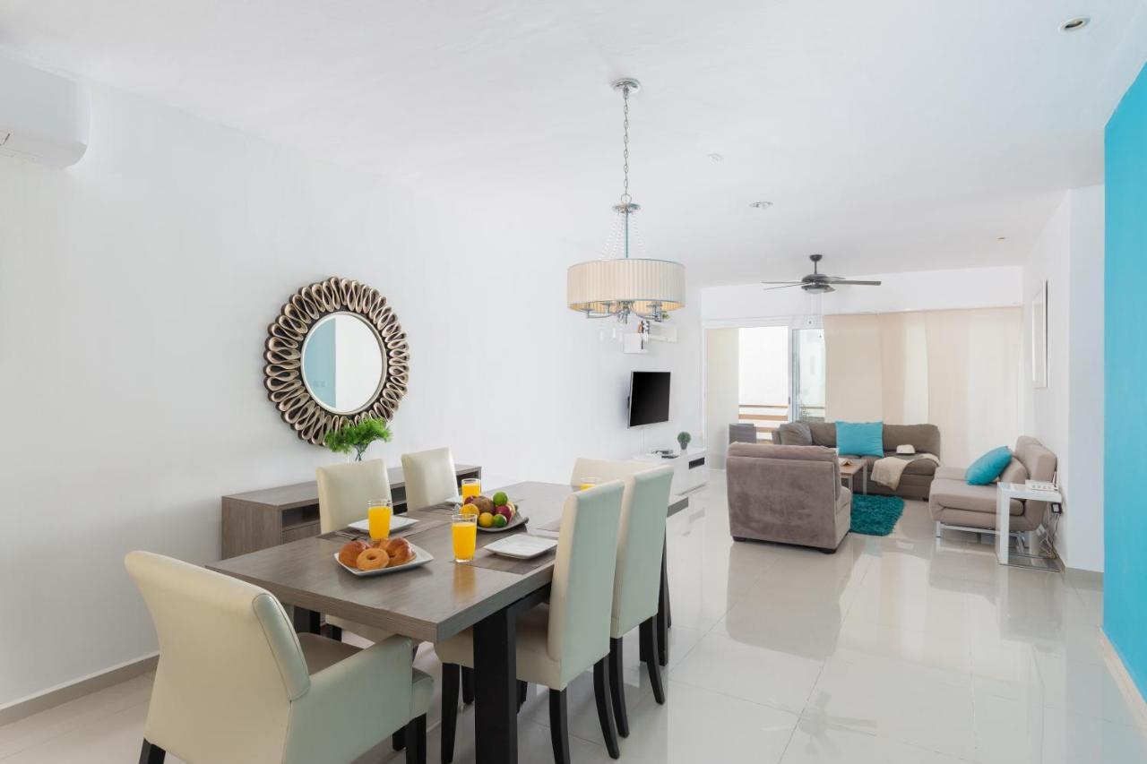 Phenomenal Combo Of 2 Separate Ph 1 In With Private Jacuzzi, Chic Amenities, Gym And 2 Rooftops