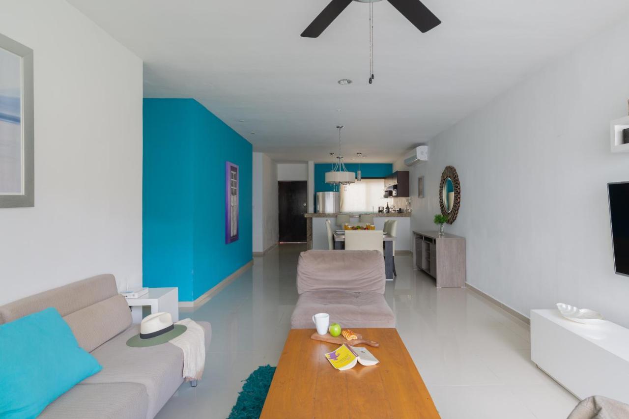 Phenomenal Combo Of 2 Separate Ph 1 In With Private Jacuzzi, Chic Amenities, Gym And 2 Rooftops