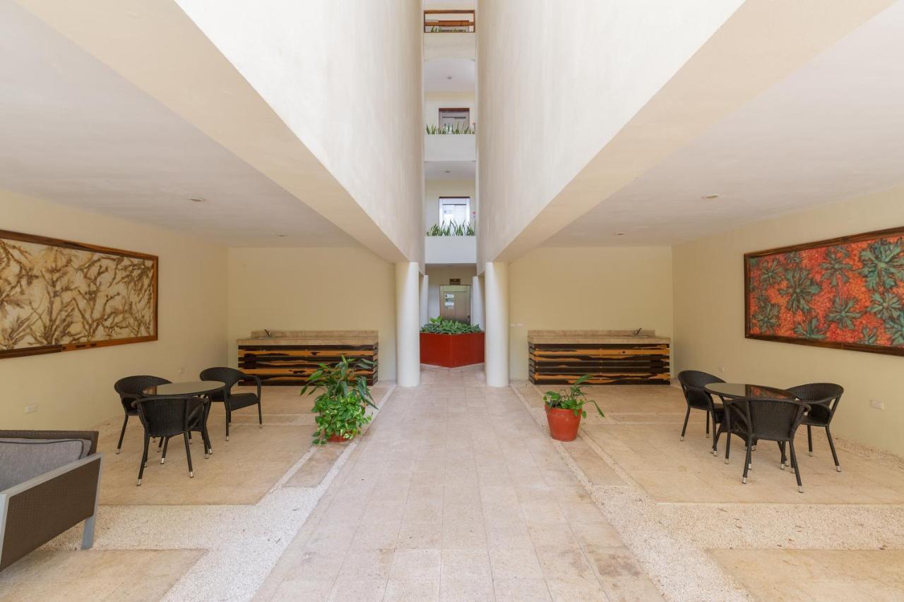 Phenomenal Combo Of 2 Separate Ph 1 In With Private Jacuzzi, Chic Amenities, Gym And 2 Rooftops * Playa del Carmen