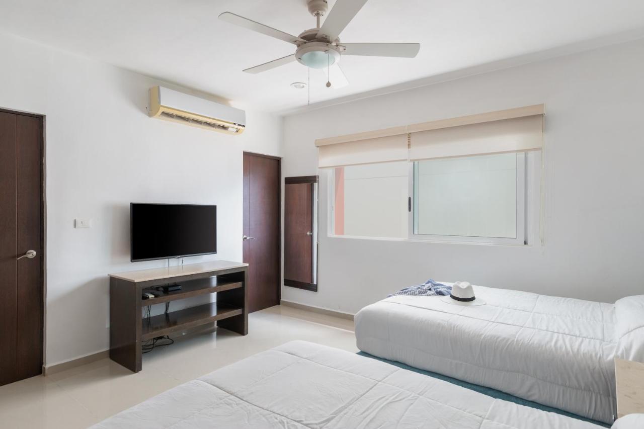 Apartment Phenomenal Combo Of 2 Separate Ph 1 In With Private Jacuzzi, Chic Amenities, Gym And 2 Rooftops *