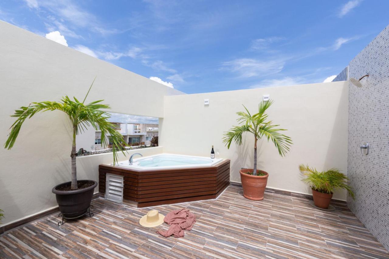 Apartment Phenomenal Combo Of 2 Separate Ph 1 In With Private Jacuzzi, Chic Amenities, Gym And 2 Rooftops