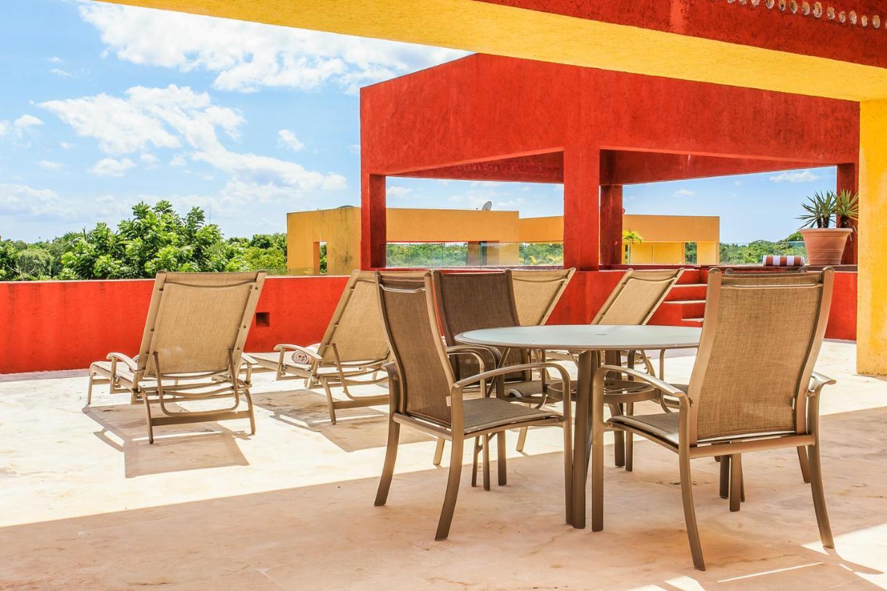 Private Pool Penthouse, Bikes Pool Onsite! Apartment *