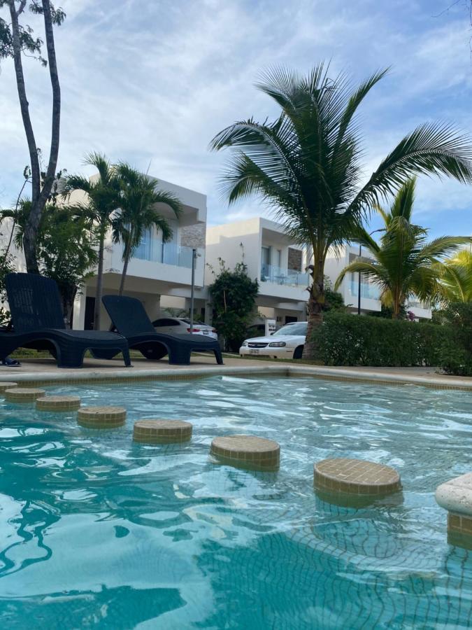 Сasa de vacaciones Cozy Family Vacation Near The Beach!