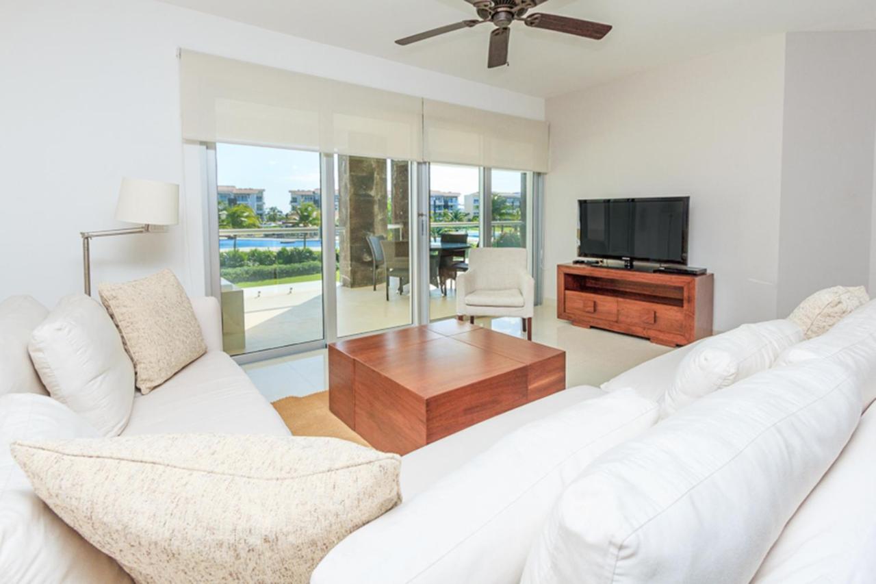 Luxury At Mareazul Beachfront Complex With Resort-style Amenities Playa del Carmen