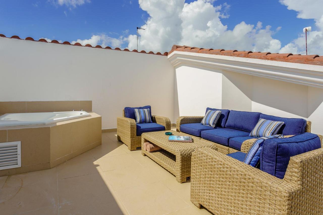 Apartment Luxury At Mareazul Beachfront Complex With Resort-style Amenities