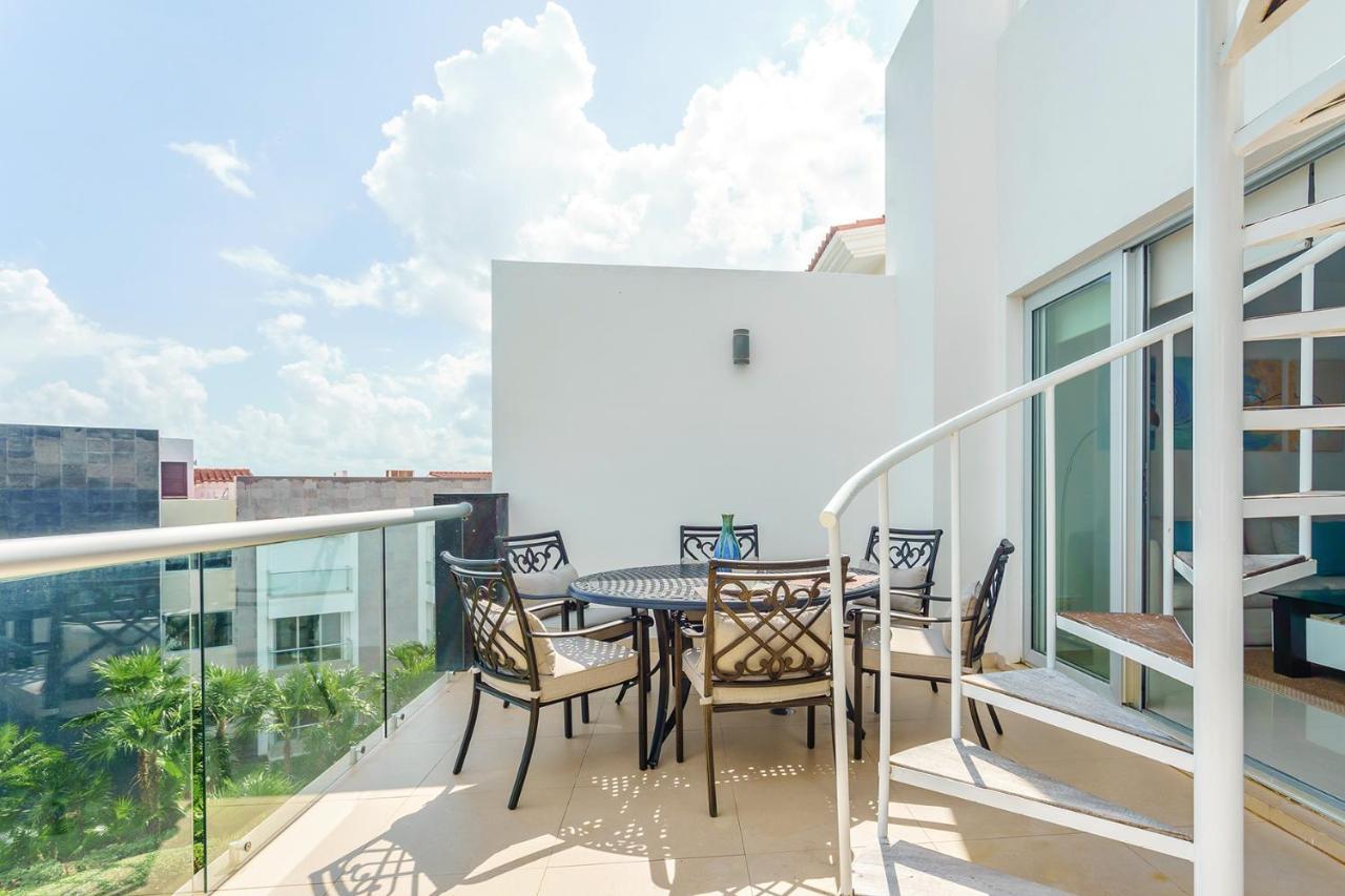 Apartment Luxury At Mareazul Beachfront Complex With Resort-style Amenities
