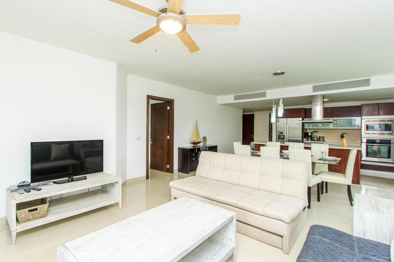 Luxury At Mareazul Beachfront Complex With Resort-style Amenities Apartment *