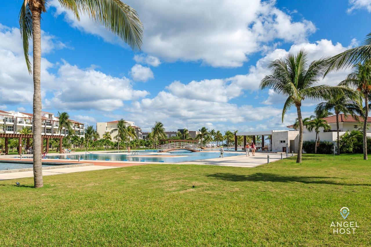 Apartment Luxury At Mareazul Beachfront Complex With Resort-style Amenities