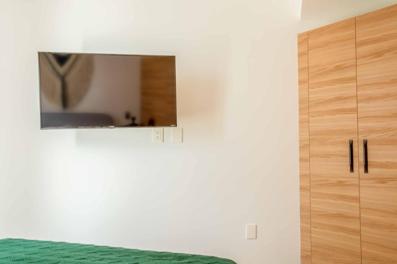 Apartment Hostpal In Great View And Location *