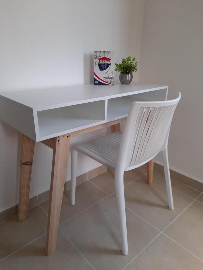 Fabulous Hoestel Lucerna! Apartment
