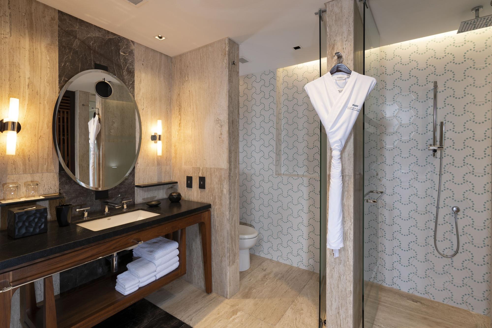 Resort Thompson House, By Hyatt Playa del Carmen
