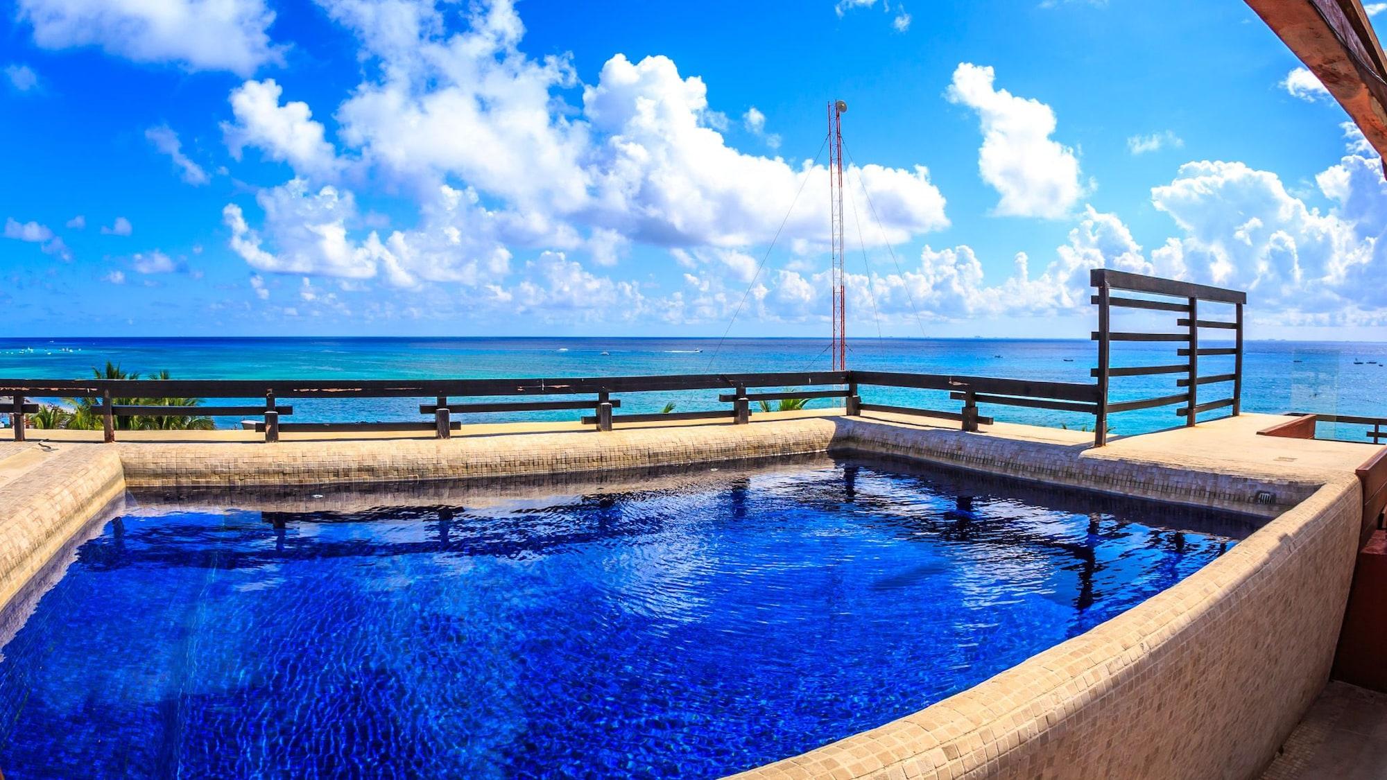 Aparthotel Aldea Beachside Condo 3*