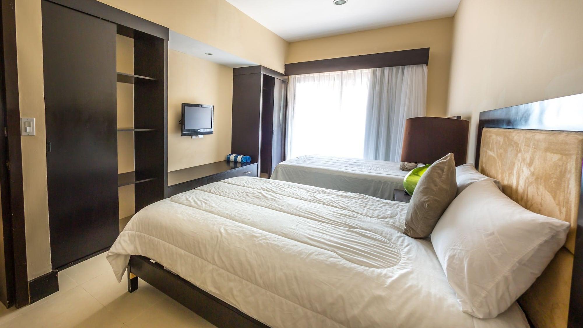 Aldea Beachside Condo Aparthotel Playa del Carmen