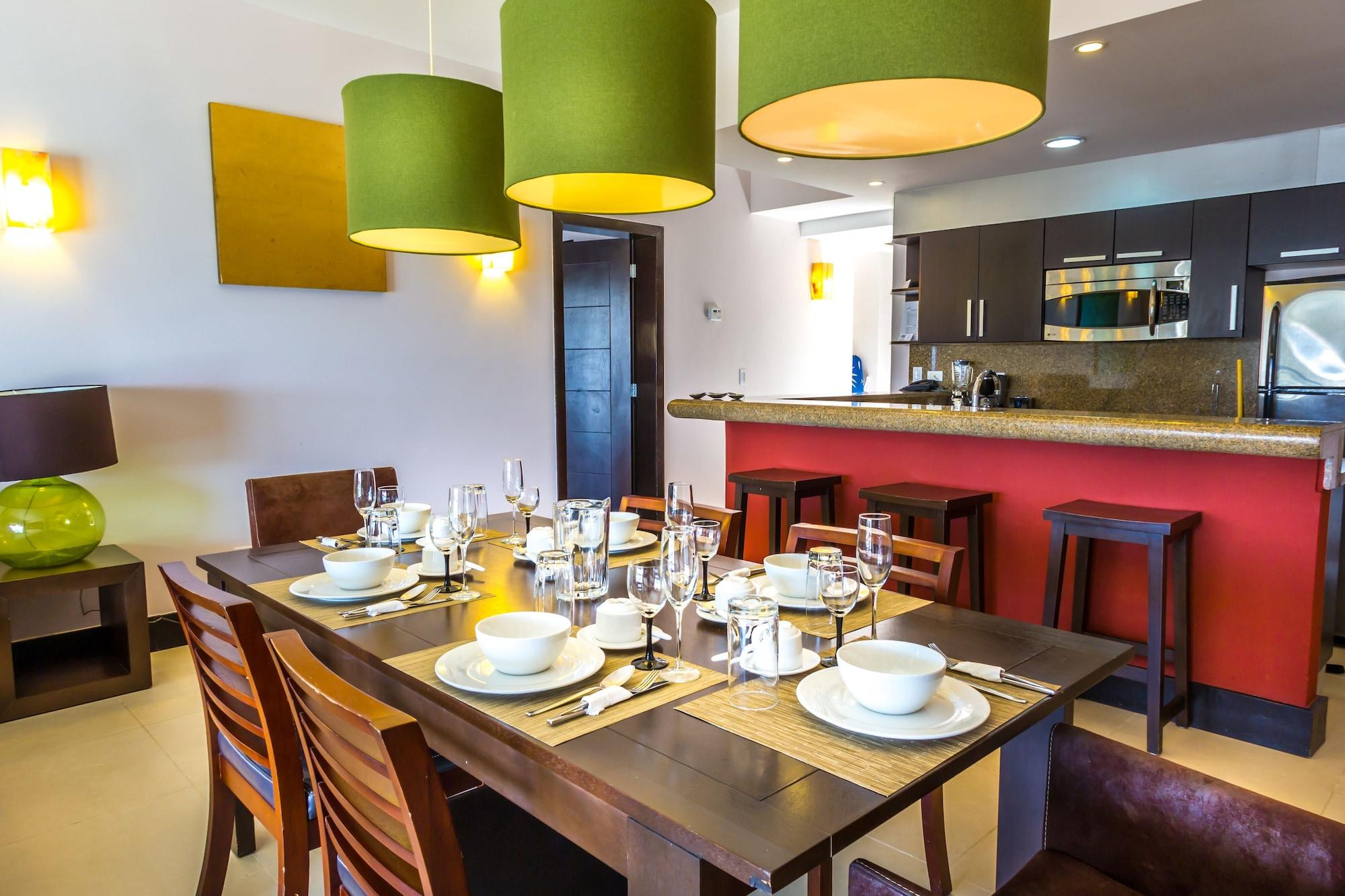 Aldea Beachside Condo Playa del Carmen