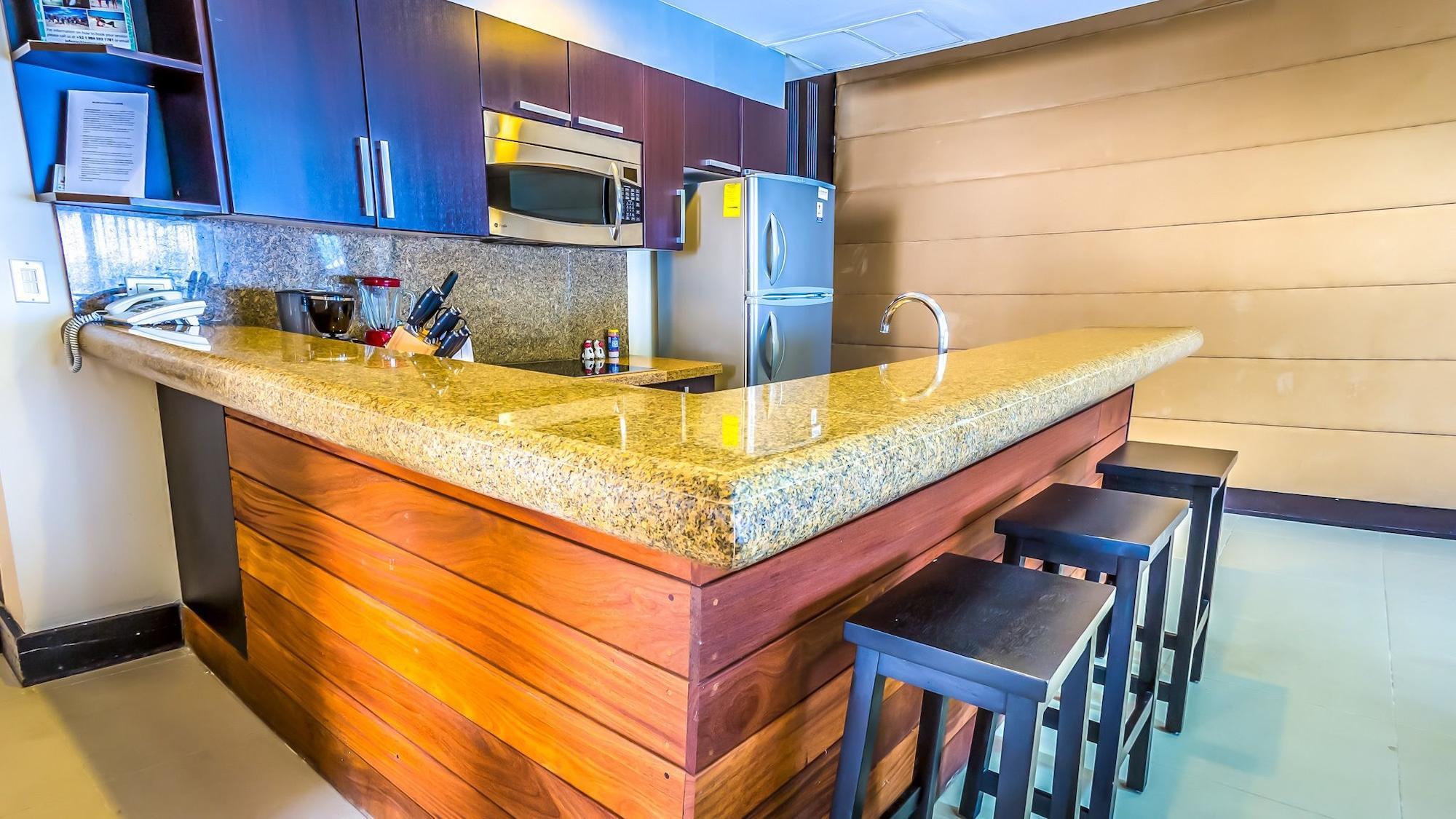 Aldea Beachside Condo Playa del Carmen