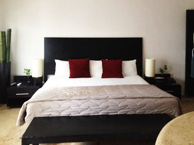 5th Avenue Apartahotel