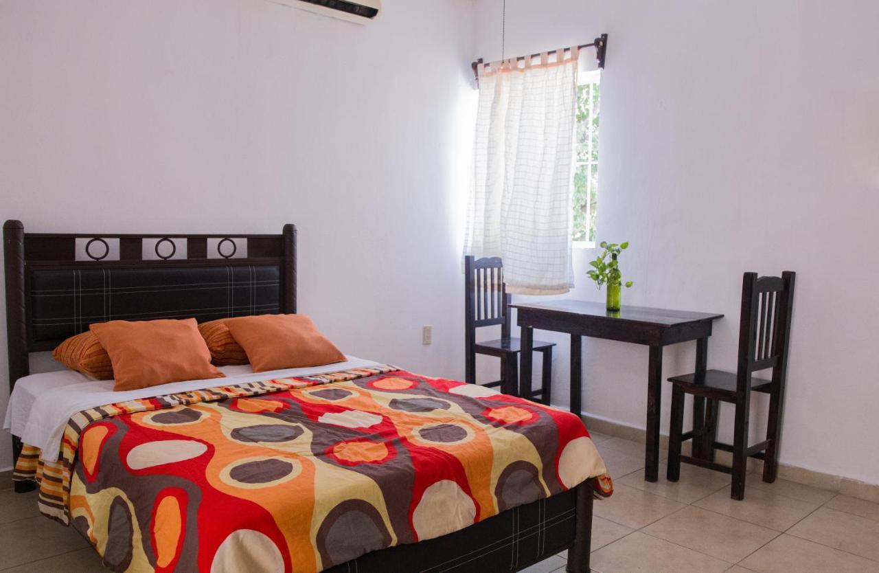 Grand Playa Hostel *