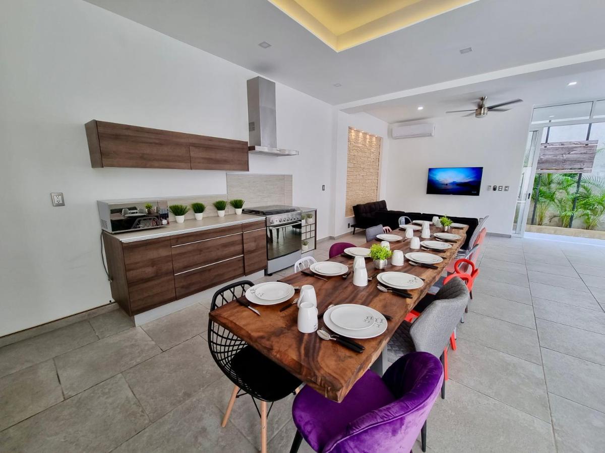 Modern Rutelena +good Location+pool+ac+sleeps 12 Playa del Carmen
