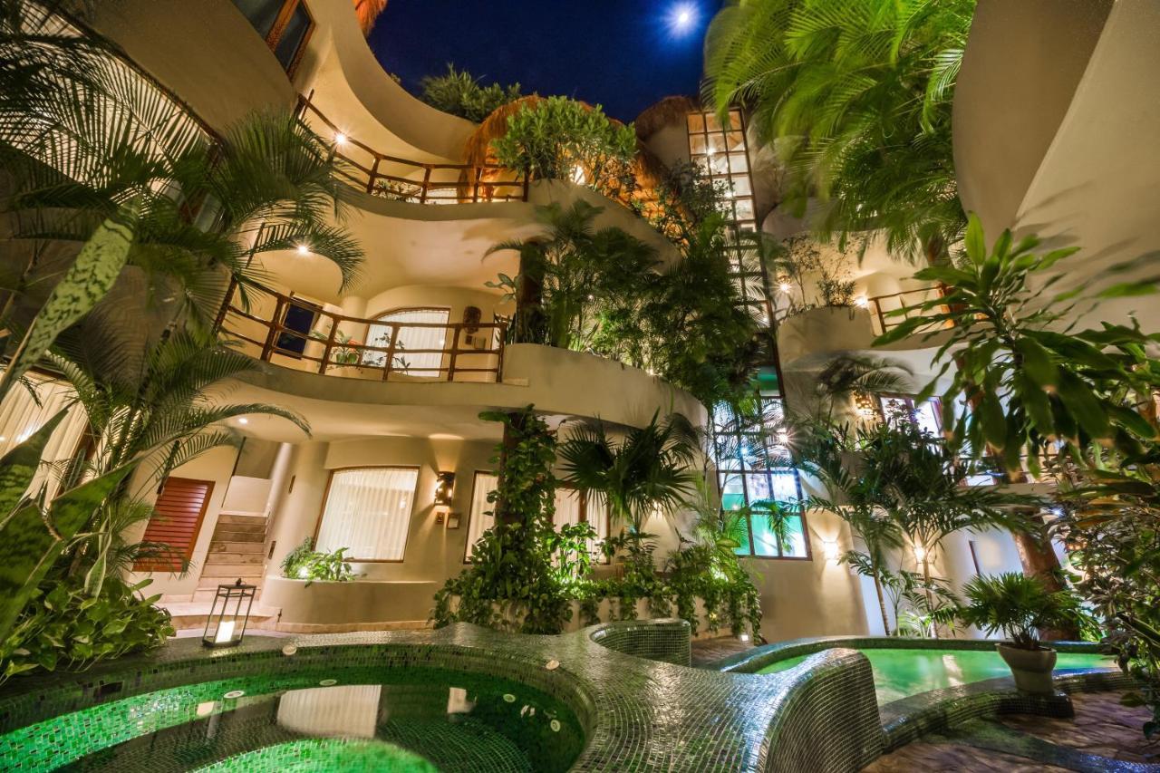 Maya And Beachclub Hotel 4*