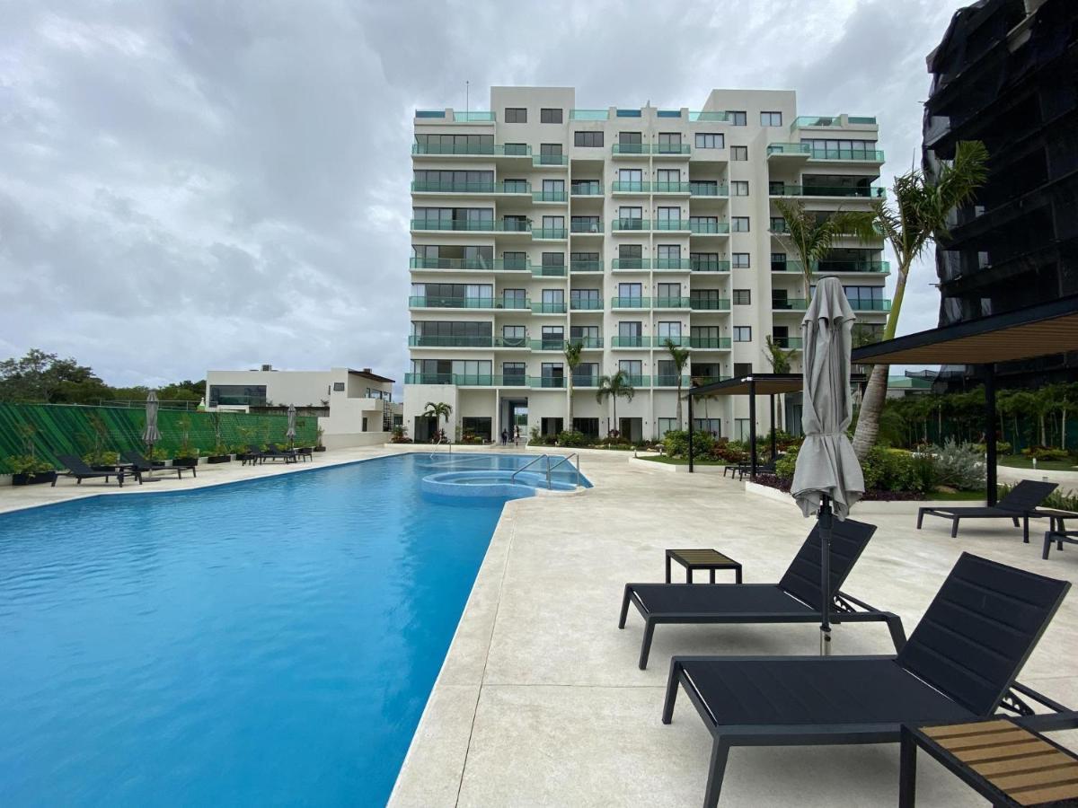Valle Aurora * Playa del Carmen