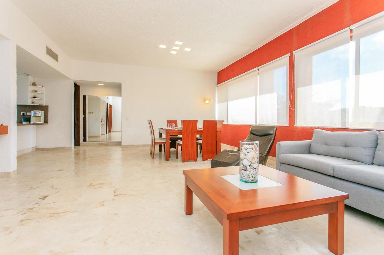 Private Pool Penthouse, Bikes Pool Onsite! * Playa del Carmen