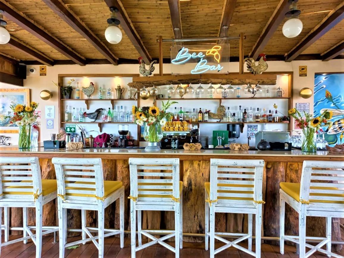12 Bees Hotel 3*