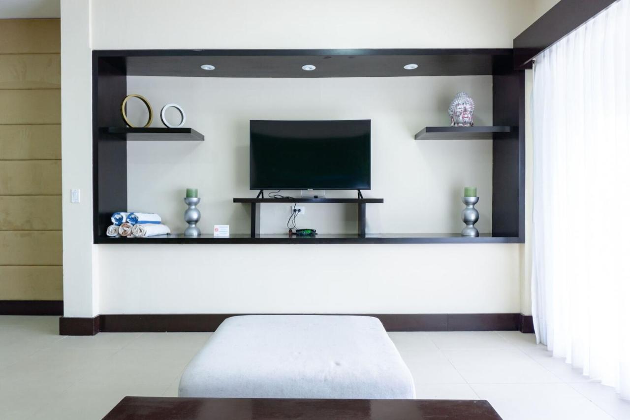 Aldea Beachside Condo Aparthotel
